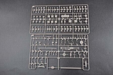 TRUMPETER 03706 USS IOWA BB-61 1/200