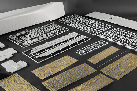 TRUMPETER 03721 HMHS BRITANNIC 1/200