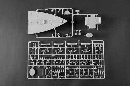 TRUMPETER 03721 HMHS BRITANNIC 1/200
