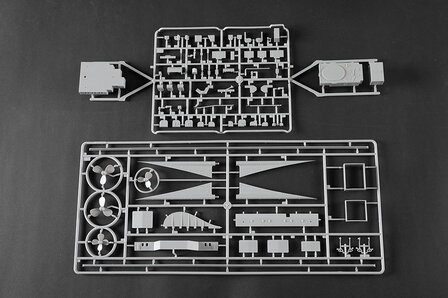 TRUMPETER 03721 HMHS BRITANNIC 1/200