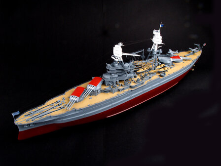 TRUMPETER 03701 USS ARIZONA BB-39 1941 1/200