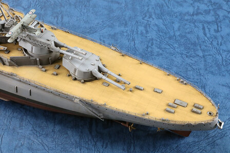 TRUMPETER 03578 HMS ROYAL OAK 1/350