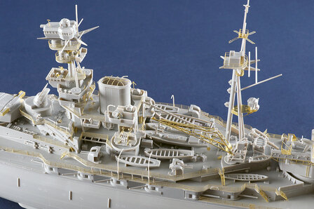 TRUMPETER 03578 HMS ROYAL OAK 1/350