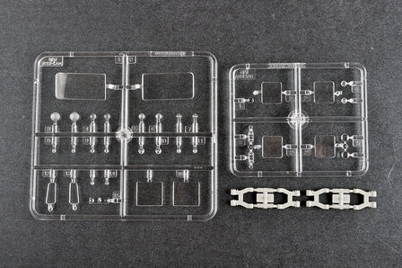 TRUMPETER 01089 MAZ-545 TRANSPORTER WITH CHMZAP-5247G SEMI-TRAILER 1/35