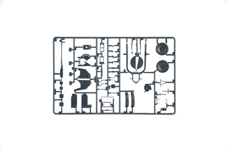 ITALERI 6395 WWII GERMAN Sd.Kfz. 10/4 w. FLAK 30 AND CREW 1/35 