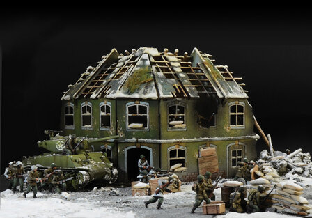ITALERI 6186 WWII 80 YEARS BATTLE FIELD BASTOGNE SIEGE 1/72