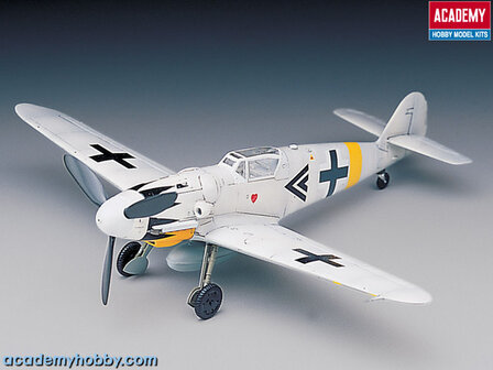 ACADEMY HOBBY MODEL KITS 12454 MESSERSCHMITT BF109G-14 1/72