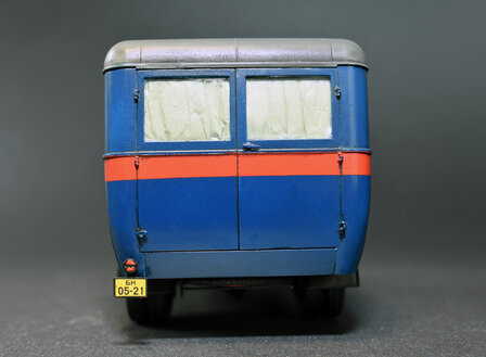 MINIART 38005 PASSENGER BUS GAZ-03-30 1/35