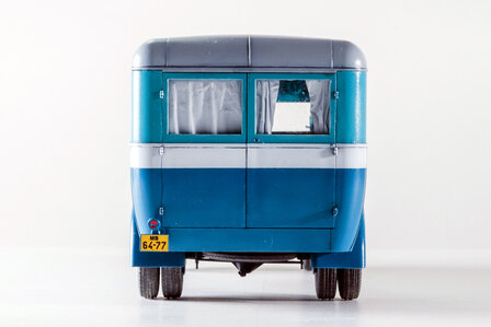 MINIART 38005 PASSENGER BUS GAZ-03-30 1/35