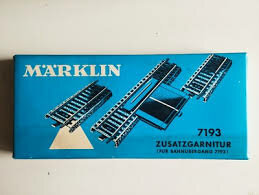 MARKLIN 7193  M RAILS UITBREIDINGS SET v OVERGANG 7192 