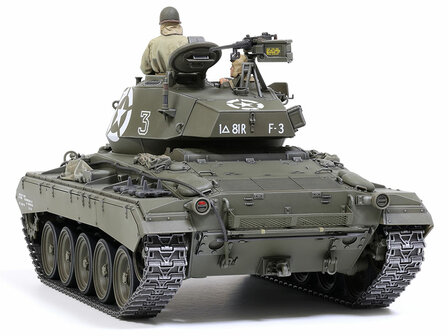 TAMIYA 35391 U.S. M24 CHAFFEE light tank 1/35