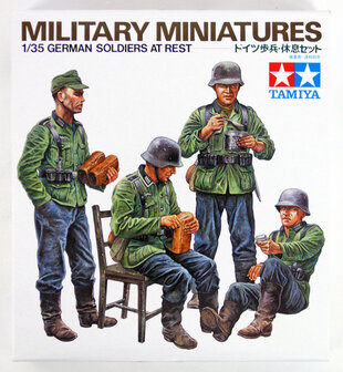 TAMIYA 35129 GERMAN SOLDIERS AT REST 1/35