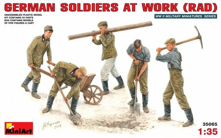 MINIART 35065 GERMAN SOLDIERS AT WORK (RAD) 1/35