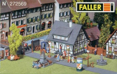 FALLER 272569 ATTRIBUTEN VOOR DORPSPLEIN 1/160