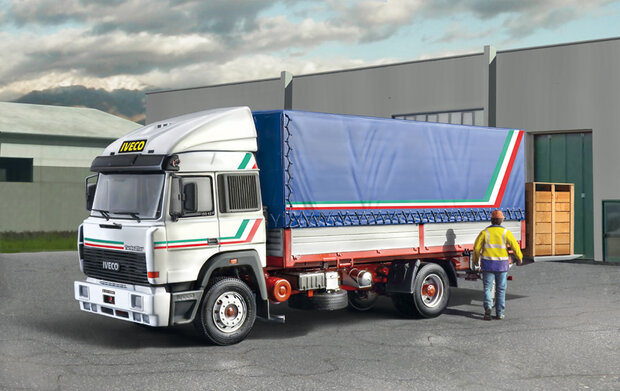 ITALERI 3939 IVECO TURBOSTAR 190-42 CANVAS MET LAADKLEP 1/24