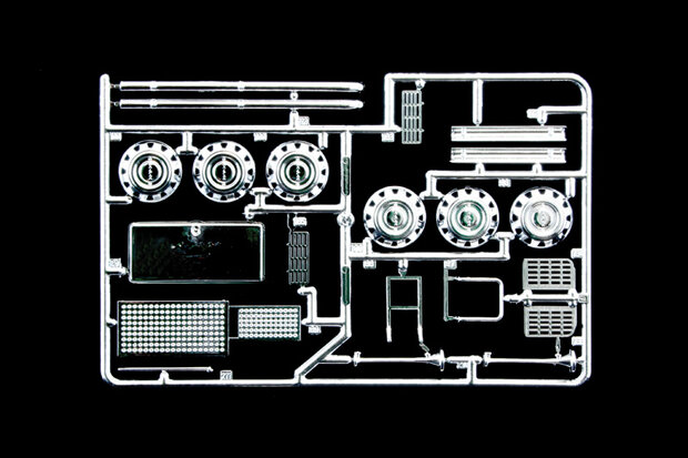 ITALERI 756 MAN 26.321 FORMEL SIX 1/24