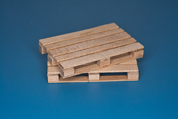 RB MODEL 35D30 HOUTEN PALLETS (VE 4) 1/35