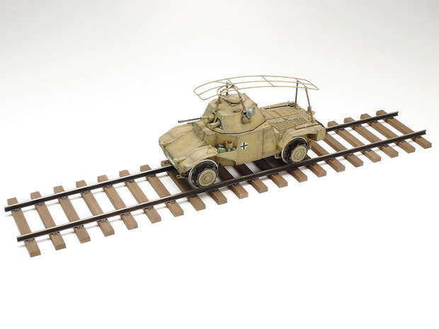 TAMIYA 32413 GERMAN ARMORED RAILWAY VEHICLE P204(f) 1/35