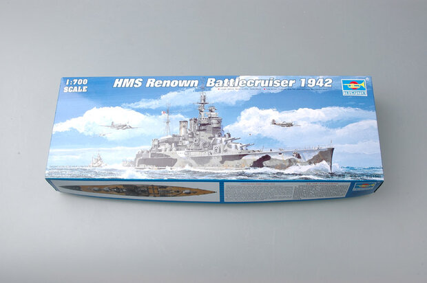 TRUMPETER 05764 HMS REWOWN BATTLECRUISER 1942 1/700