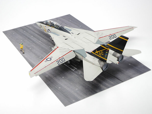 TAMIYA 61122 GRUMMAN F-14A TOMCAT CARRIER LAUNCH SET 1/48