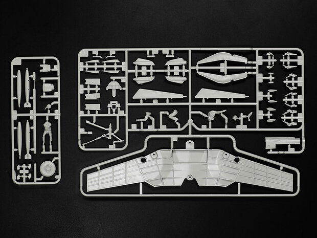 TAMIYA 61122 GRUMMAN F-14A TOMCAT CARRIER LAUNCH SET 1/48