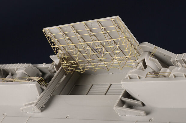 TRUMPETER 05634 USS MIDWAY CV-41 1/350 