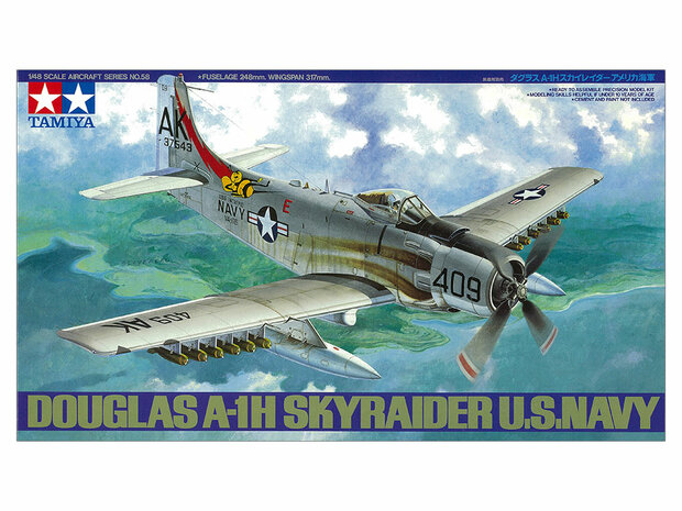 TAMIYA 61058 DOUGLAS A-1H SKYRAIDER U.S.NAVY 1/48