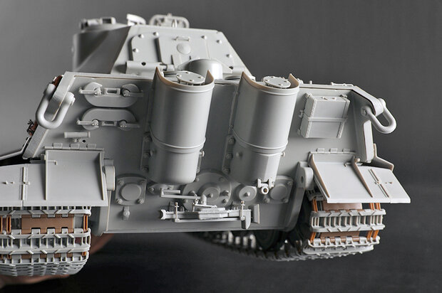 TRUMPETER 00948 PZ.KPFW.VI SD.KFZ.182 TIGER II (PORSCHE EARLY PRODUCTION VEHICLE FGST.NR.280009) 1/16