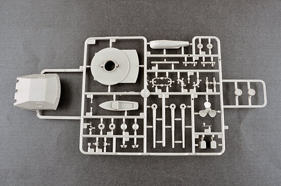 TRUMPETER 03714 GERMAN GNEISENAU BATTLESHIP 1/200 