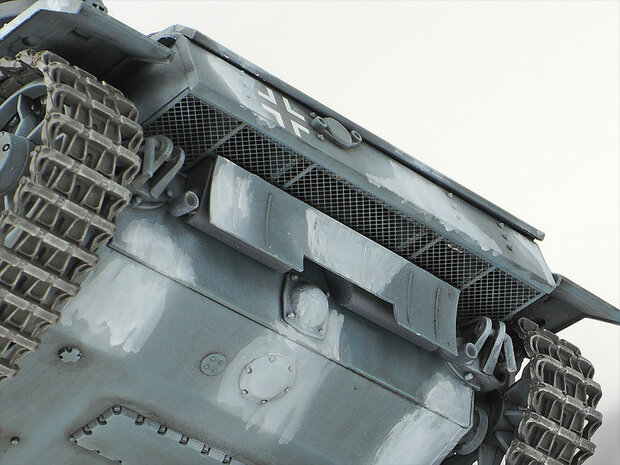 TAMIYA 35290 WWII GERMAN PANZERKAMPFWAGEN III Ausf.N 1/35