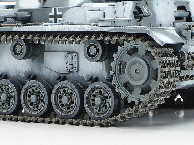 TAMIYA 35290 WWII GERMAN PANZERKAMPFWAGEN III Ausf.N 1/35