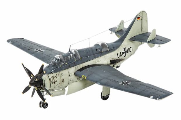 REVELL 03775 FAIREY GANNET AS.1/AS.4 1/72