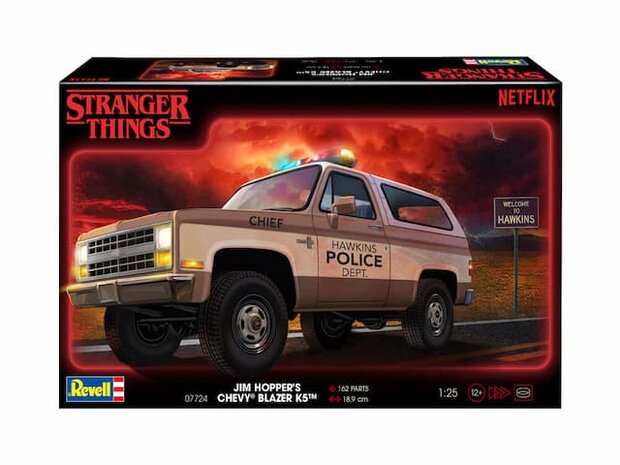 REVELL 07724 STRANGER THINGS JIM HOPPER’S CHEVY BLAZER K5 1/25