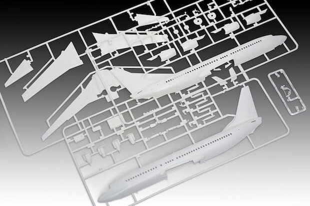 REVELL 03772 BOEING 737-800 1/144