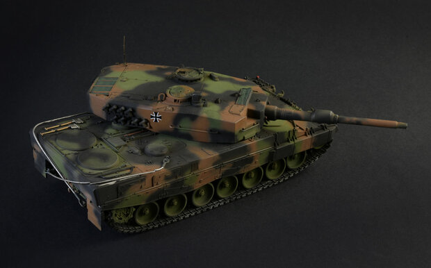 ITALERI 35106 LEOPARD 2A4 1/35