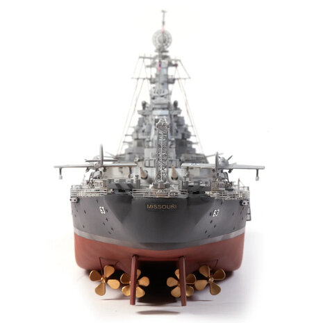 OCCRE 16002 WWII SHIP USS MISSOURI BB-63 1/200