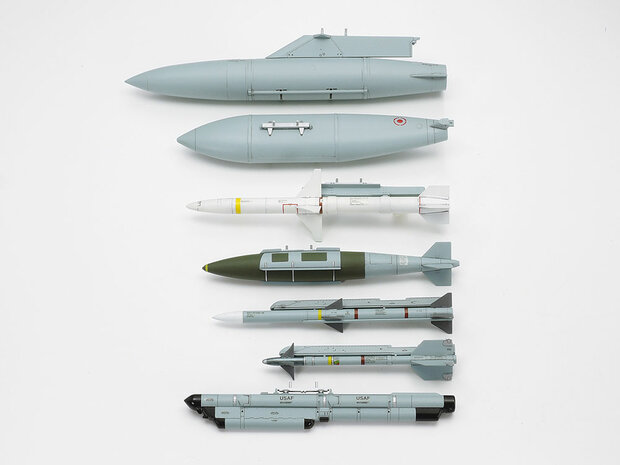 TAMIYA 60315 LOCKHEED MARTIN® F-16CJ [BLOCK 50] FIGHTING FALCON™ 1/32