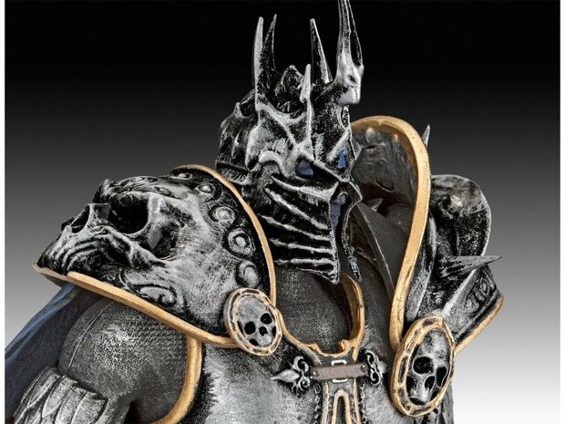 REVELL 03515 WORLD OF WARCRAFT "THE LICH KING" 1/16