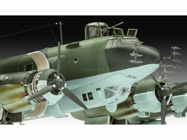 REVELL 03777 FOCKE-WULF FW 200 C-5/C-8 CONDOR 1/72