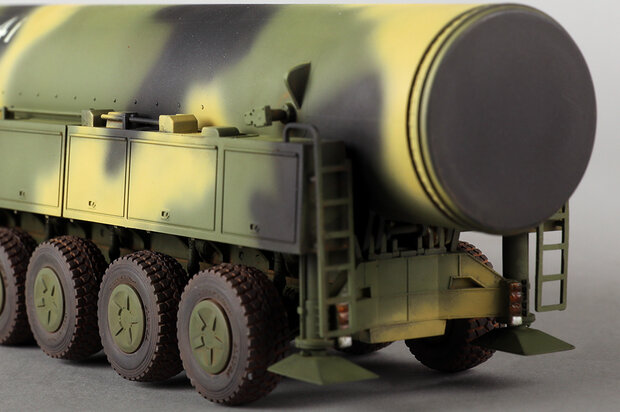 HOBBY BOSS 82963 RUSSIAN DF-41 ICBM 1/72
