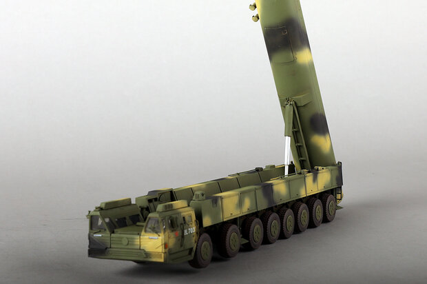 HOBBY BOSS 82963 RUSSIAN DF-41 ICBM 1/72