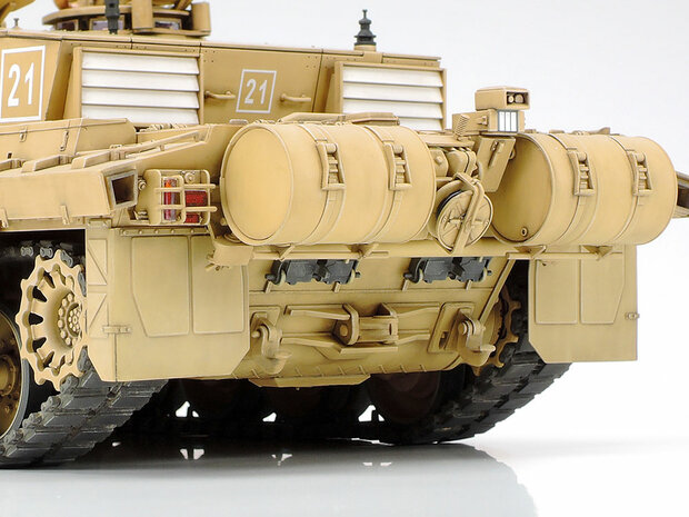 TAMIYA 35274 BRITISH MAIN BATTLE TANK CHALLENGER 2 (DESERTISED) 1/35