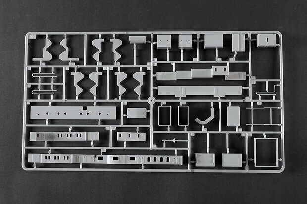 TRUMPETER 03721 HMHS BRITANNIC 1/200