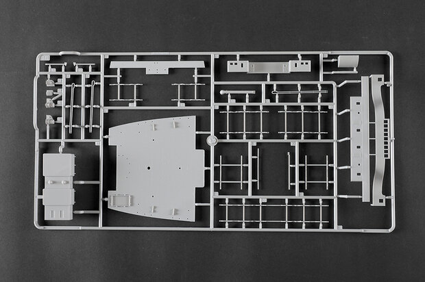TRUMPETER 03721 HMHS BRITANNIC 1/200