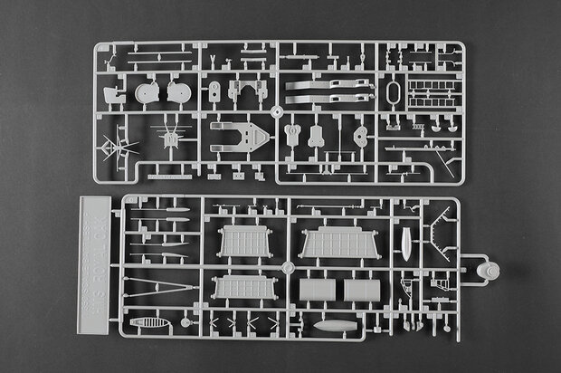TRUMPETER 03578 HMS ROYAL OAK 1/350