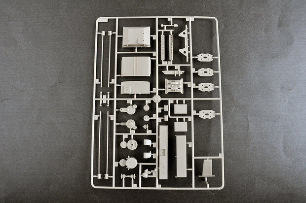 TRUMPETER 01089 MAZ-545 TRANSPORTER WITH CHMZAP-5247G SEMI-TRAILER 1/35