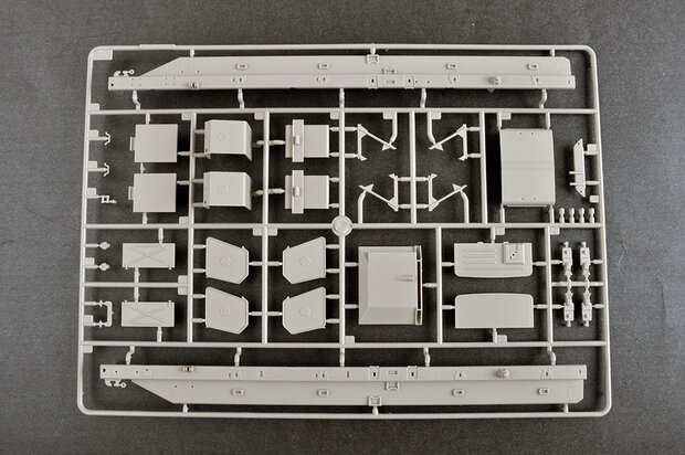 TRUMPETER 01089 MAZ-545 TRANSPORTER WITH CHMZAP-5247G SEMI-TRAILER 1/35