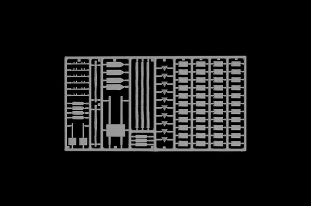 ITALERI 6186 WWII 80 YEARS BATTLE FIELD BASTOGNE SIEGE 1/72