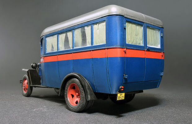 MINIART 38005 PASSENGER BUS GAZ-03-30 1/35