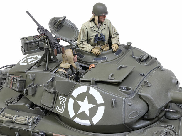 TAMIYA 35391 U.S. M24 CHAFFEE light tank 1/35